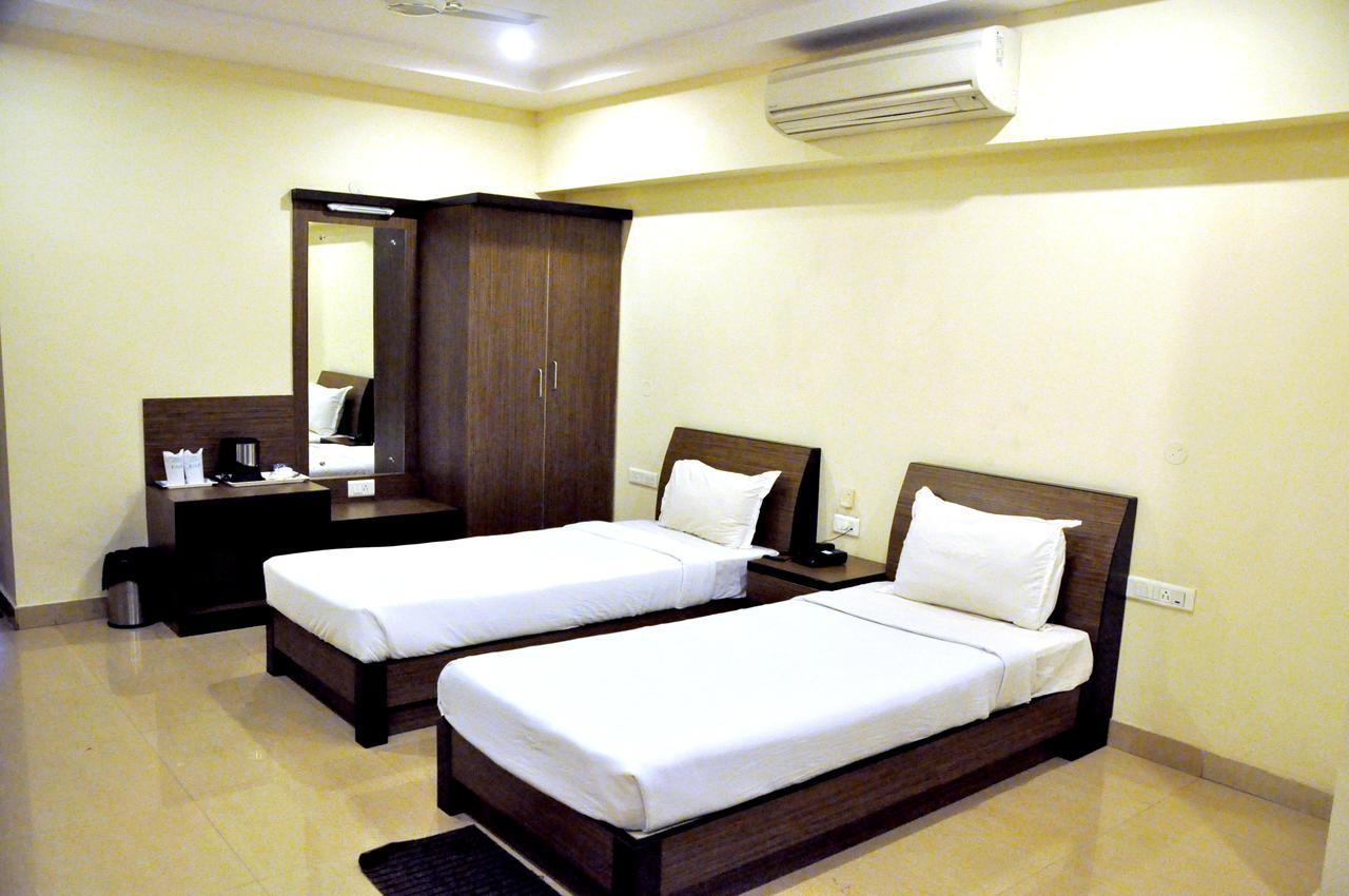 Hotel Suncity Palace Jharsuguda ภายนอก รูปภาพ