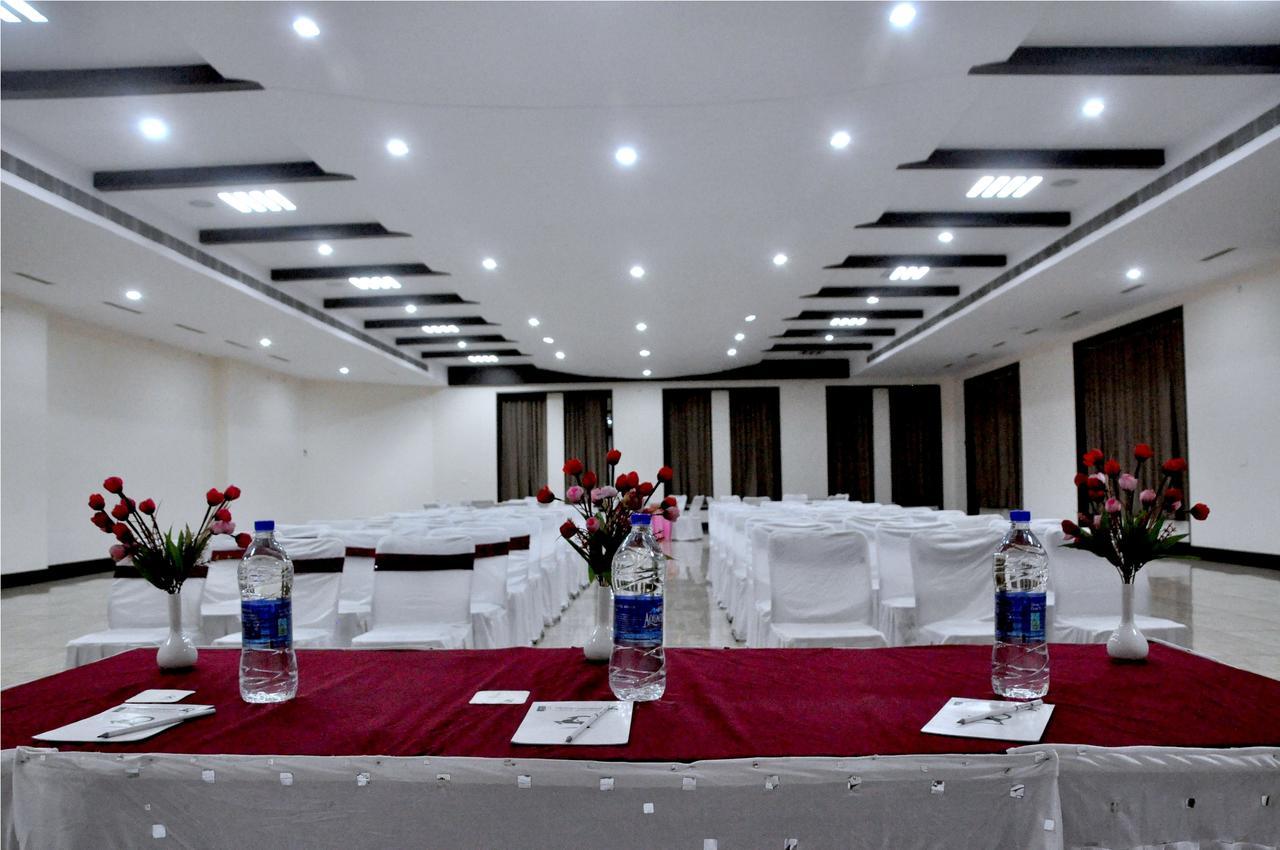 Hotel Suncity Palace Jharsuguda ภายนอก รูปภาพ