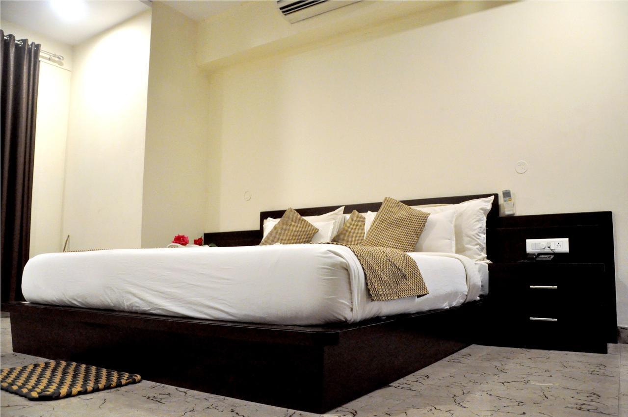 Hotel Suncity Palace Jharsuguda ภายนอก รูปภาพ